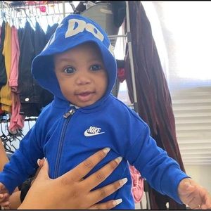 Meet your Posher, Douglas